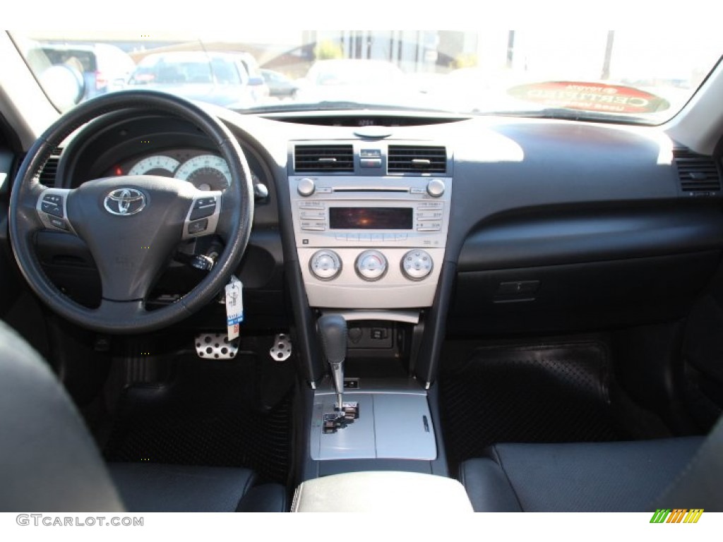 2011 Camry SE V6 - Barcelona Red Metallic / Dark Charcoal photo #10