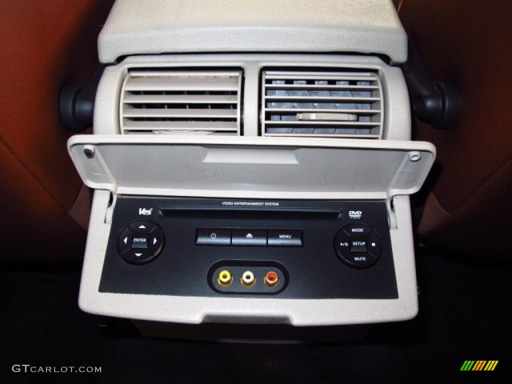 2006 Jeep Commander Limited 4x4 Entertainment System Photo #87898555