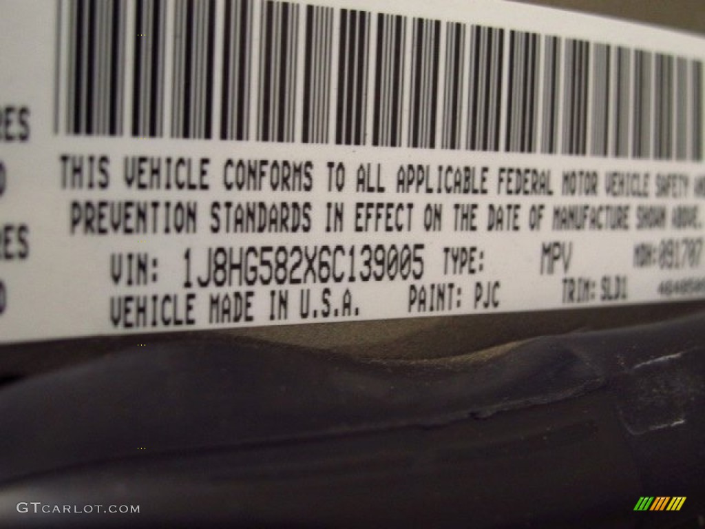 2006 Commander Color Code PJC for Light Khaki Metallic Photo #87898752