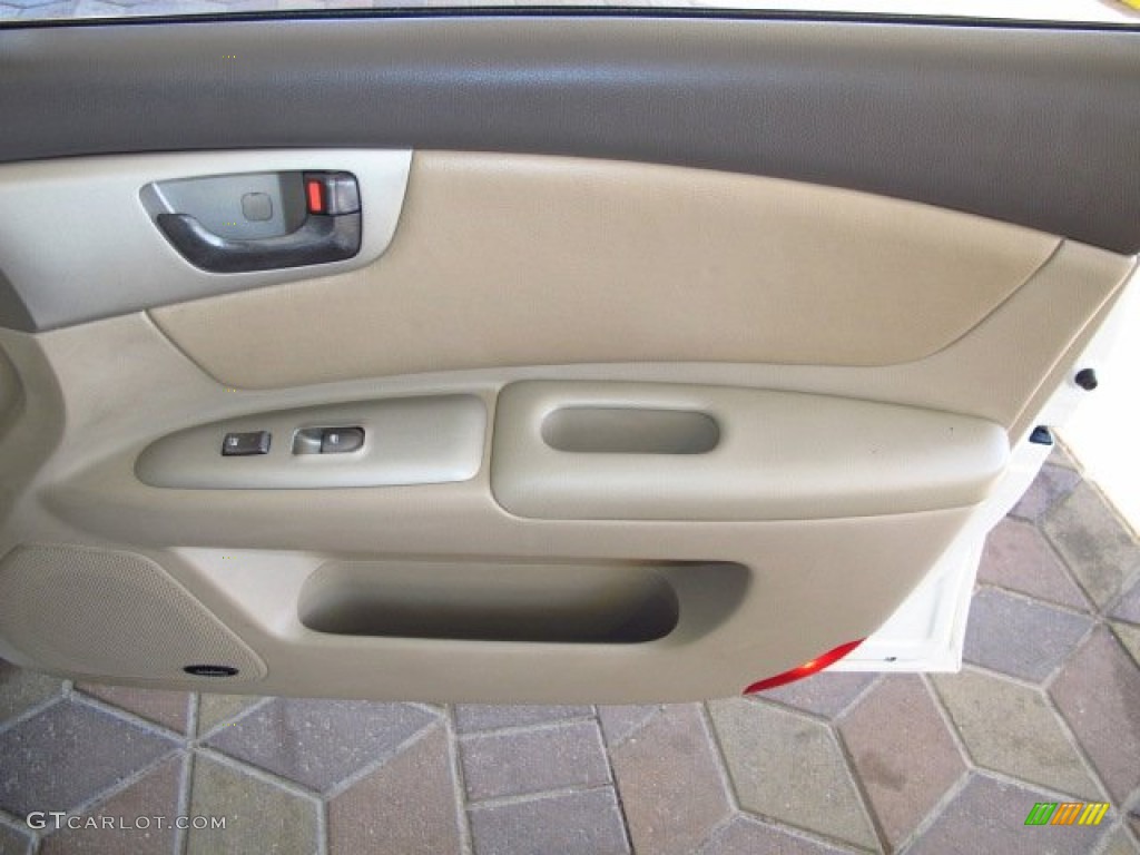 2006 Optima LX V6 - White / Beige photo #18