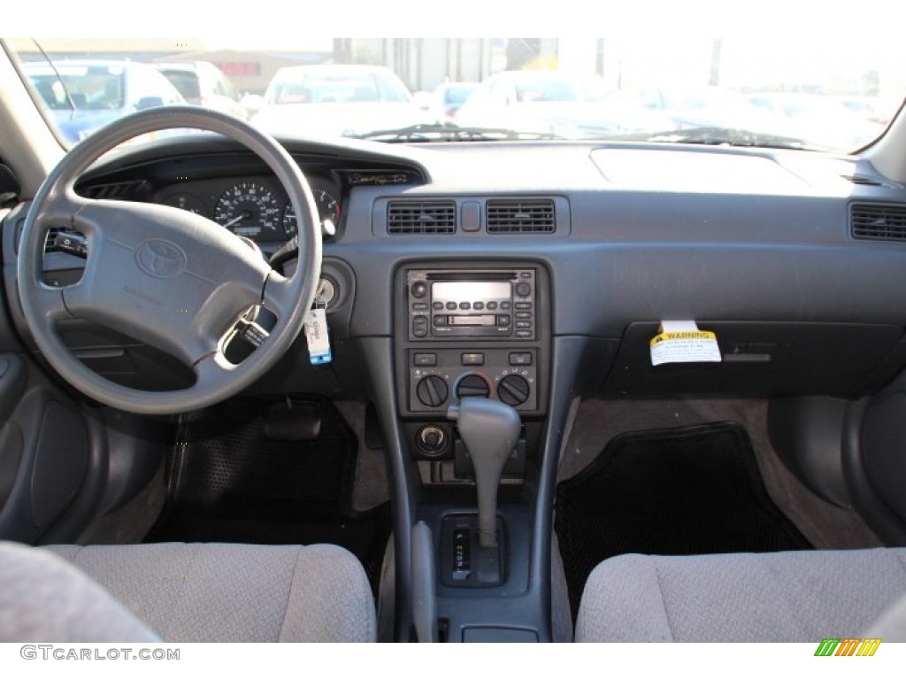 2000 Camry LE - Graphite Gray Pearl / Gray photo #10