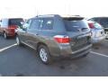 2011 Cypress Green Pearl Toyota Highlander V6 4WD  photo #3