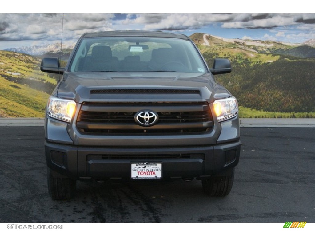 2014 Tundra SR5 Double Cab 4x4 - Magnetic Gray Metallic / Graphite photo #2