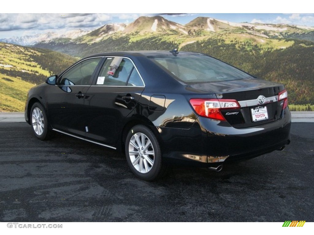 2014 Camry XLE V6 - Attitude Black Metallic / Ash photo #3