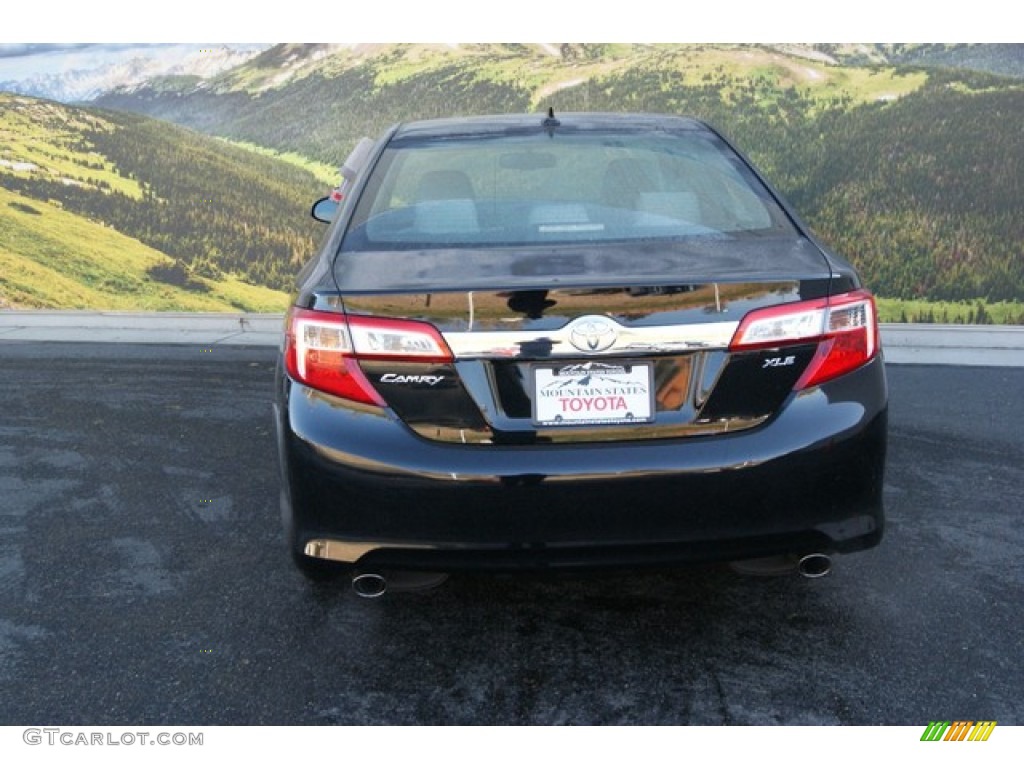 2014 Camry XLE V6 - Attitude Black Metallic / Ash photo #4