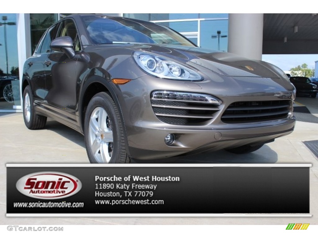 2014 Cayenne  - Umber Metallic / Luxor Beige photo #1