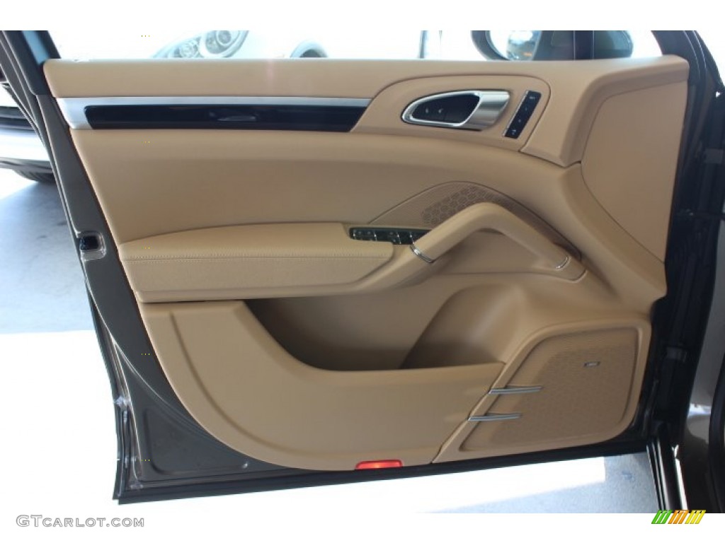 2014 Porsche Cayenne Standard Cayenne Model Luxor Beige Door Panel Photo #87906478