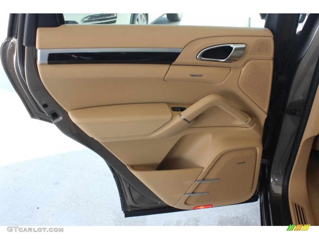 2014 Porsche Cayenne Standard Cayenne Model Luxor Beige Door Panel Photo #87906634