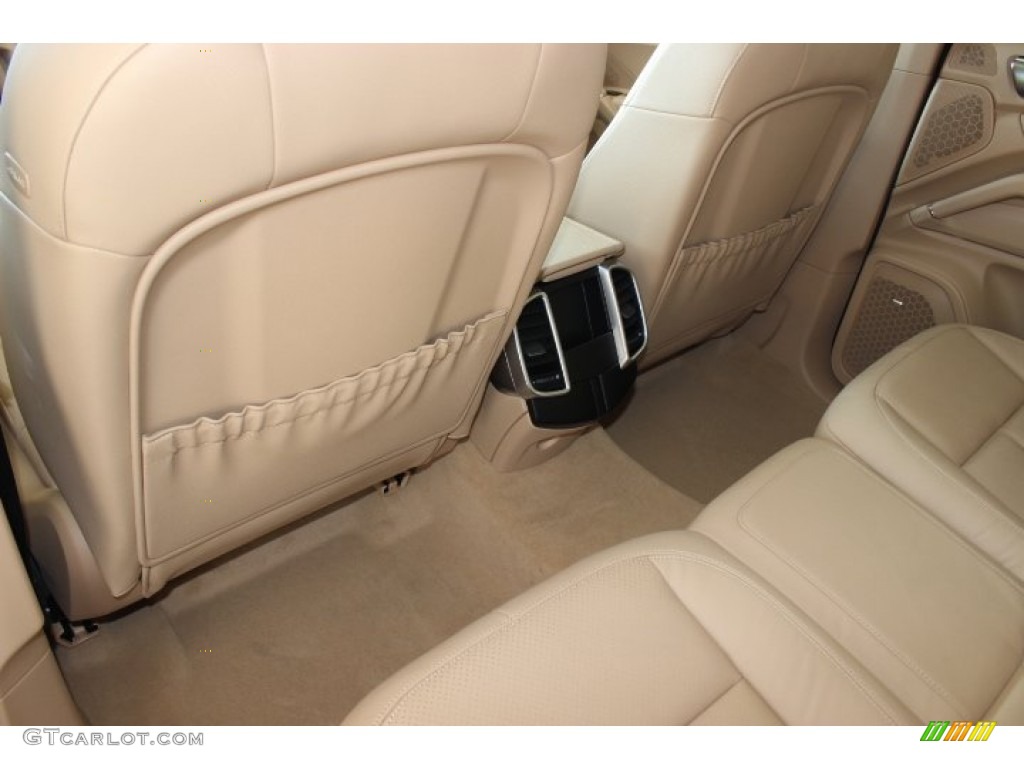 2014 Cayenne  - Umber Metallic / Luxor Beige photo #26