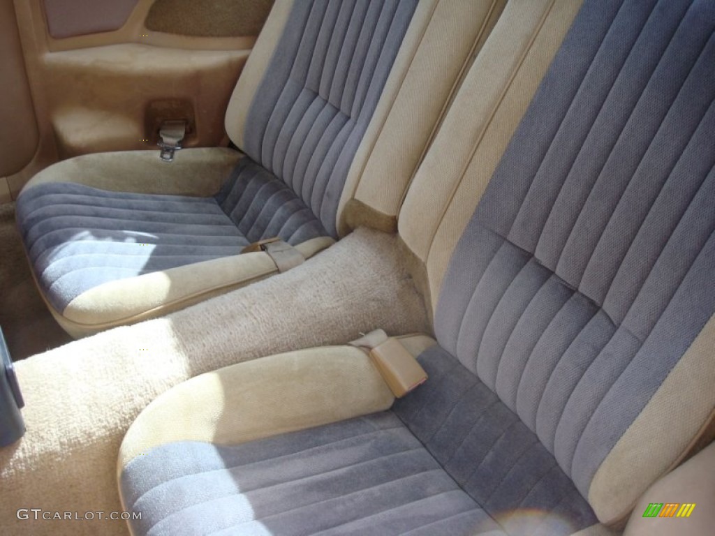 1986 Pontiac Firebird Trans Am Rear Seat Photo #87907363