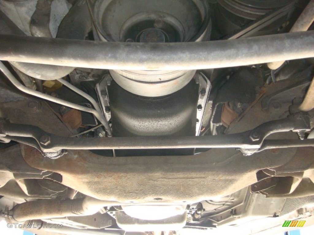 1986 Pontiac Firebird Trans Am Undercarriage Photo #87907546