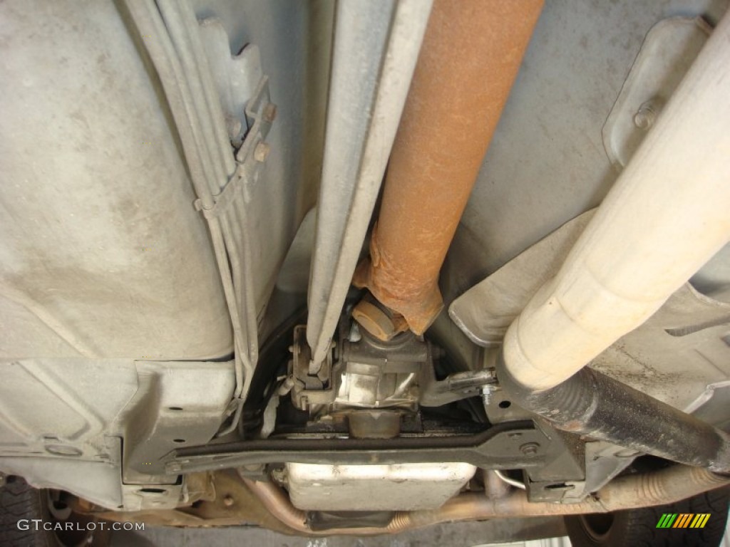 1986 Pontiac Firebird Trans Am Undercarriage Photo #87907592
