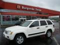 2005 Stone White Jeep Grand Cherokee Laredo 4x4  photo #1