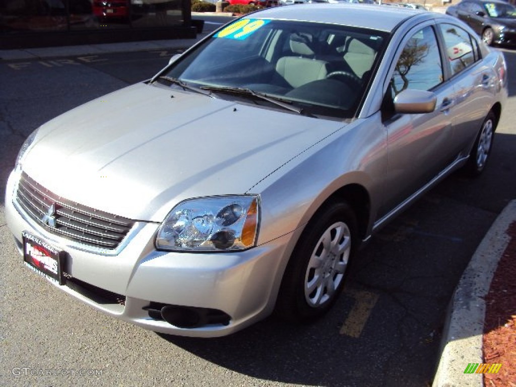 2009 Galant ES - Liquid Silver Metallic / Medium Gray photo #3