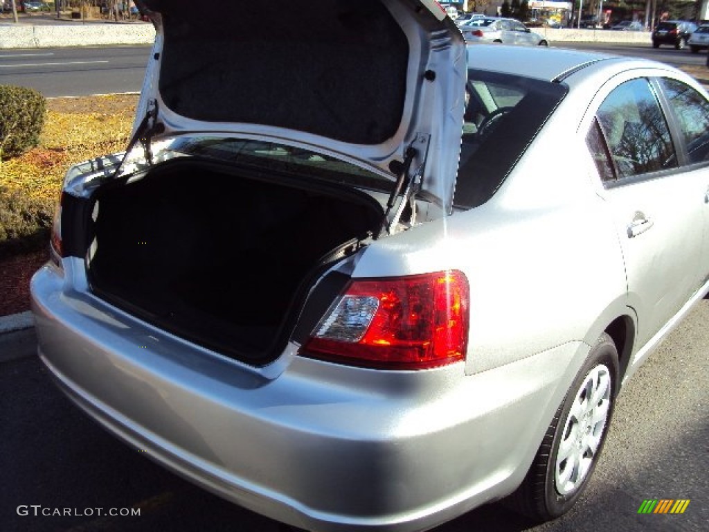 2009 Galant ES - Liquid Silver Metallic / Medium Gray photo #5