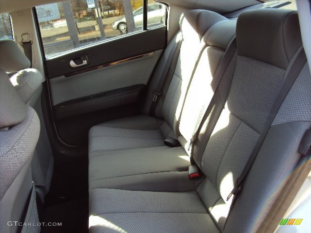 2009 Galant ES - Liquid Silver Metallic / Medium Gray photo #9