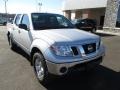 2011 Radiant Silver Metallic Nissan Frontier SV Crew Cab 4x4  photo #2