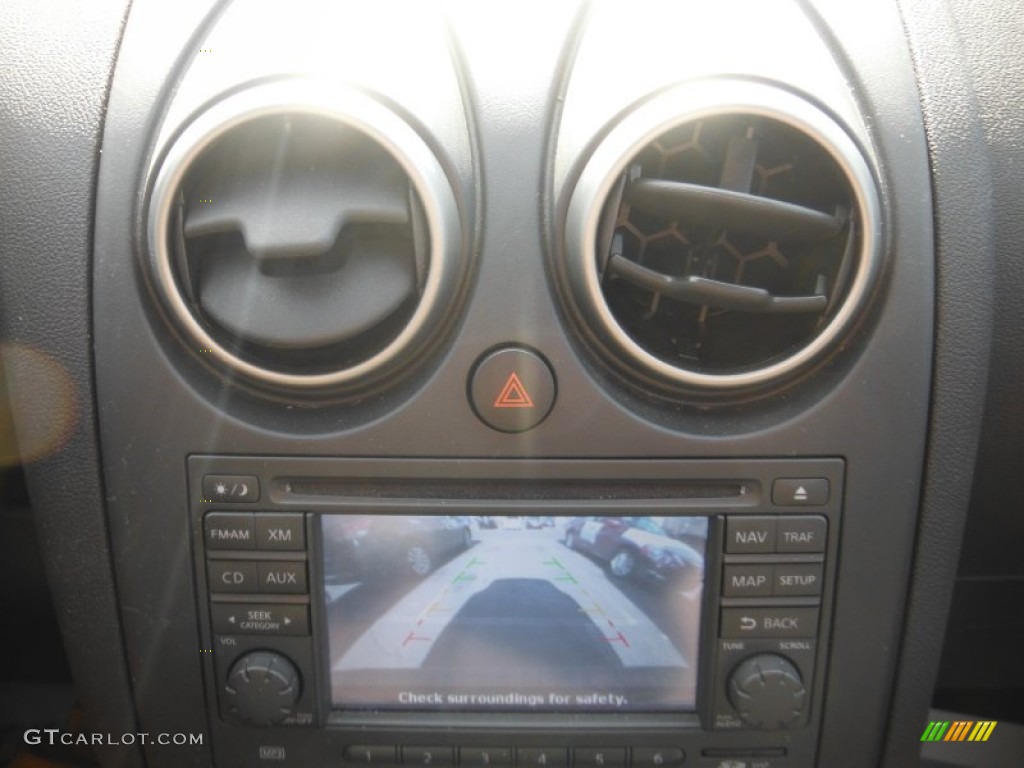 2011 Rogue SV AWD - Wicked Black / Black photo #23