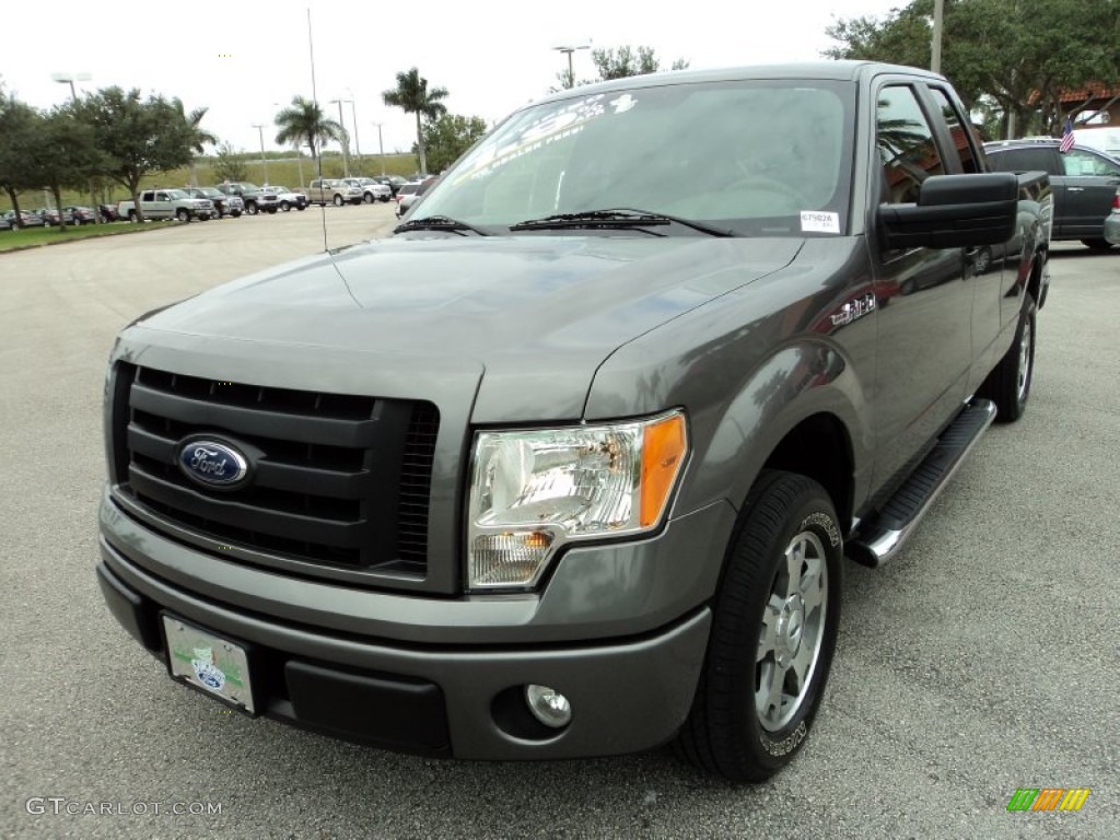 2010 F150 STX SuperCab - Sterling Grey Metallic / Medium Stone photo #14