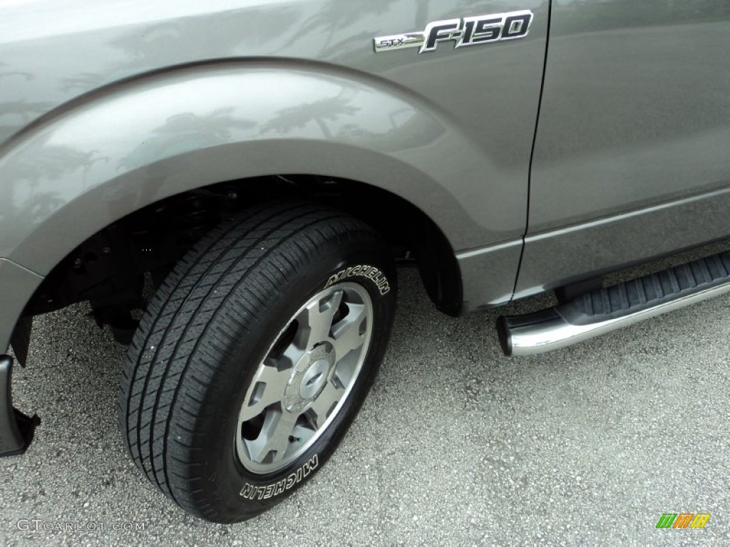 2010 F150 STX SuperCab - Sterling Grey Metallic / Medium Stone photo #28