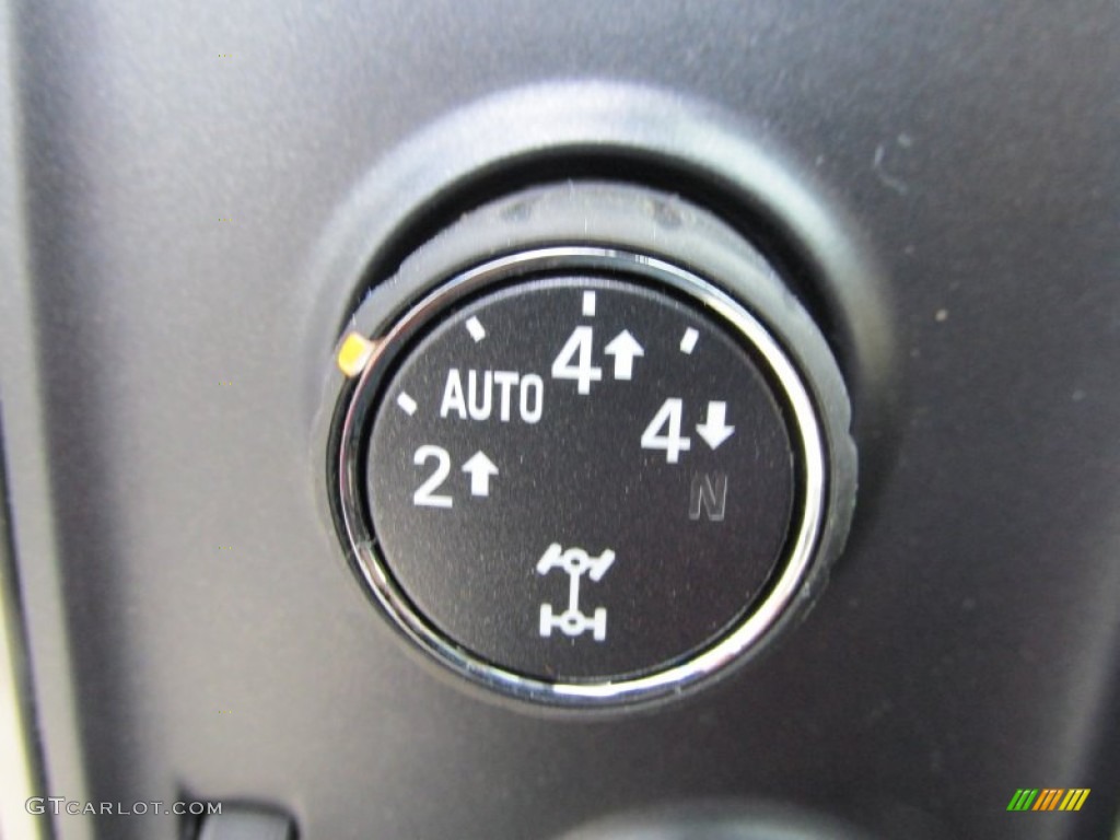 2014 Chevrolet Silverado 1500 High Country Crew Cab 4x4 Controls Photo #87918495