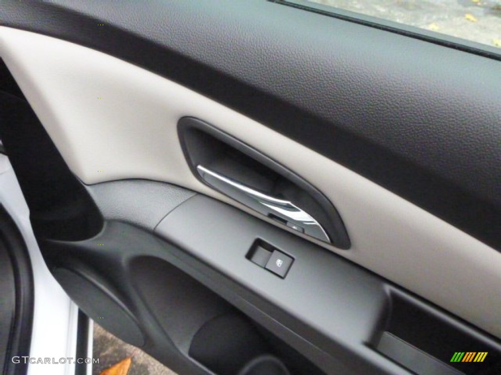 2014 Cruze LS - Summit White / Jet Black/Medium Titanium photo #3