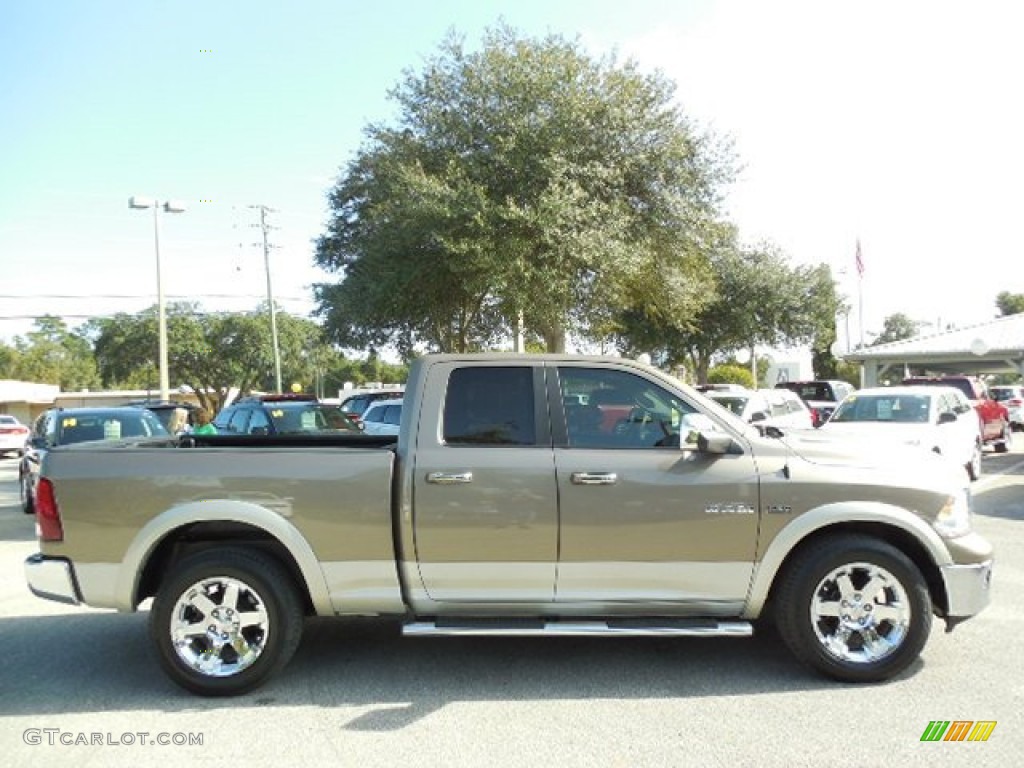 2010 Ram 1500 Laramie Quad Cab 4x4 - Austin Tan Pearl / Light Pebble Beige/Bark Brown photo #9