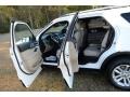 2014 Oxford White Ford Explorer XLT  photo #11