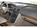 Silver Metallic - XC90 3.2 Photo No. 29