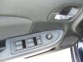 Blackberry Pearl - Avenger SXT Photo No. 17