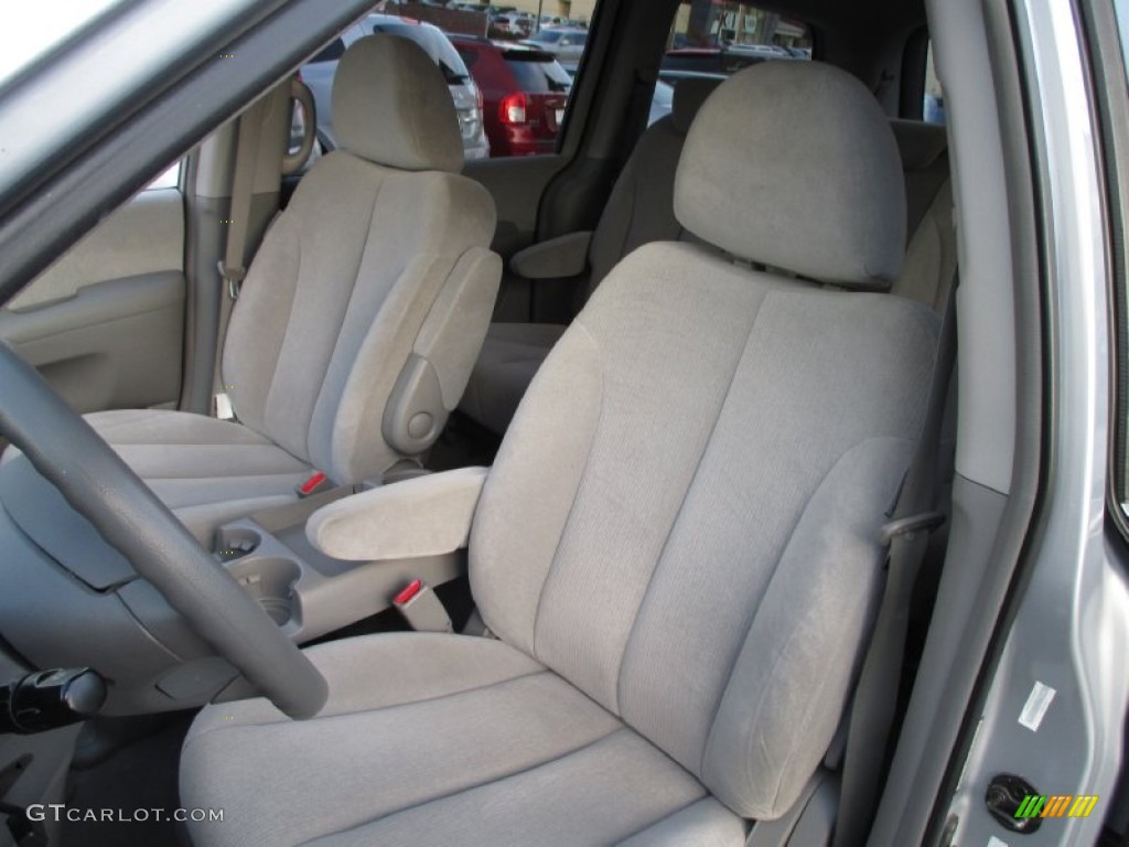 2007 Sedona LX - Silver / Gray photo #10