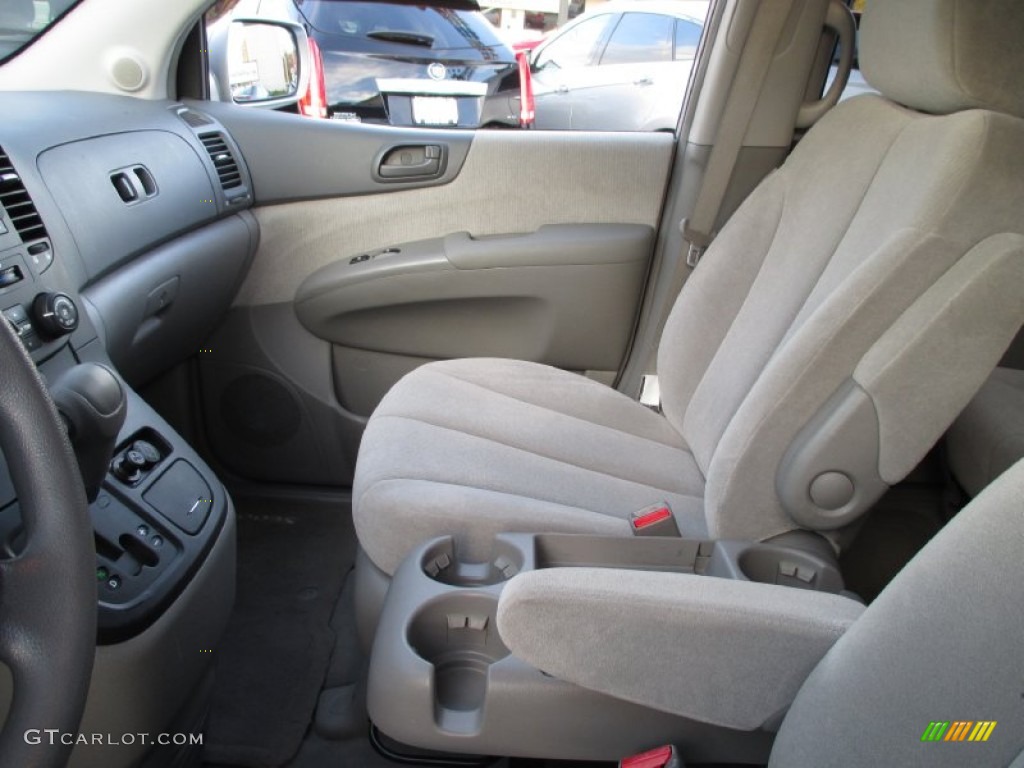 2007 Sedona LX - Silver / Gray photo #15