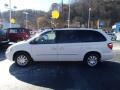 Stone White - Town & Country Touring Photo No. 5