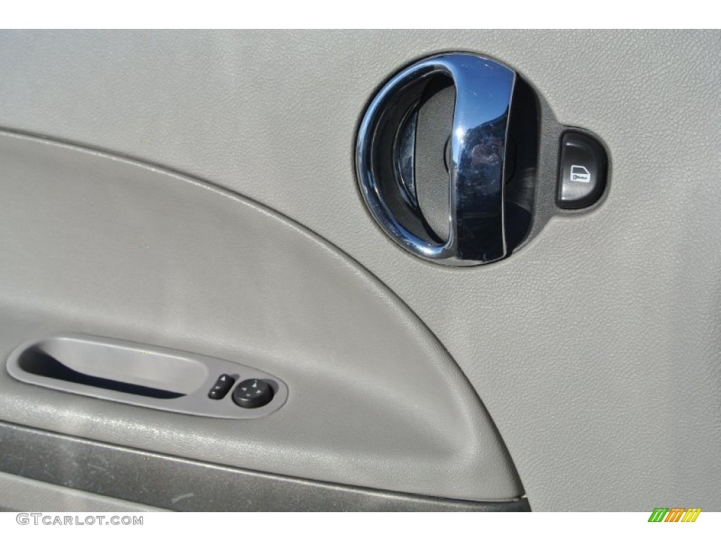 2008 HHR LS - Imperial Blue Metallic / Gray photo #11