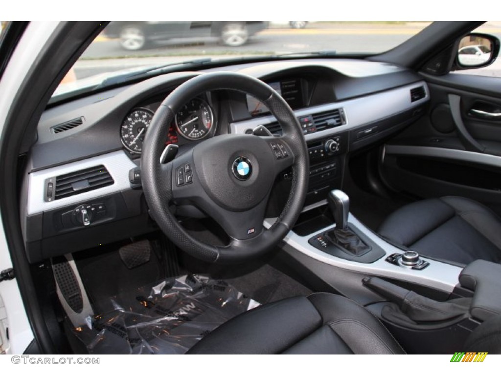 Black Interior 2011 BMW 3 Series 328i xDrive Sedan Photo #87942447