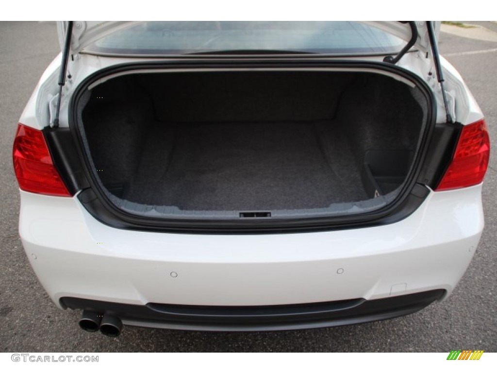 2011 BMW 3 Series 328i xDrive Sedan Trunk Photo #87942669