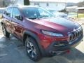 Deep Cherry Red Crystal Pearl - Cherokee Trailhawk 4x4 Photo No. 9