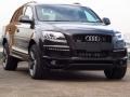 Front 3/4 View of 2014 Q7 3.0 TFSI quattro S Line Package