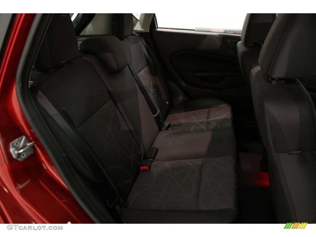 2013 Fiesta SE Hatchback - Ruby Red / Charcoal Black photo #19