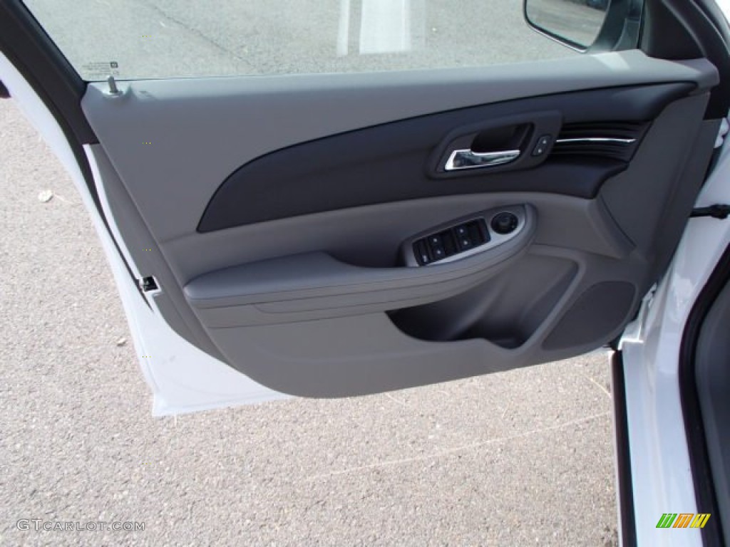 2014 Malibu LS - Summit White / Jet Black photo #11