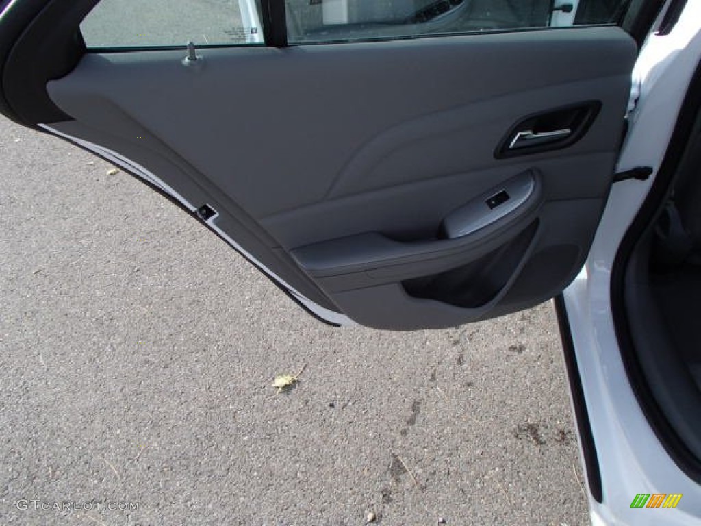 2014 Malibu LS - Summit White / Jet Black photo #13