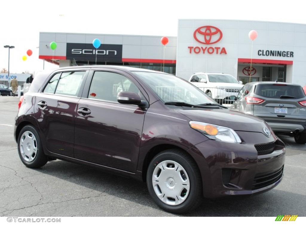 2014 xD  - Black Currant Metallic / Black photo #1