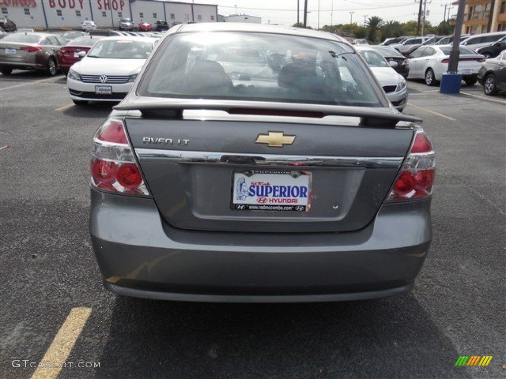 2008 Aveo LT Sedan - Medium Gray Metallic / Charcoal photo #8