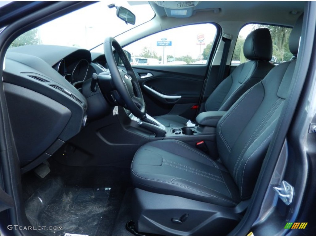 2014 Focus SE Sedan - Sterling Gray / Charcoal Black photo #6