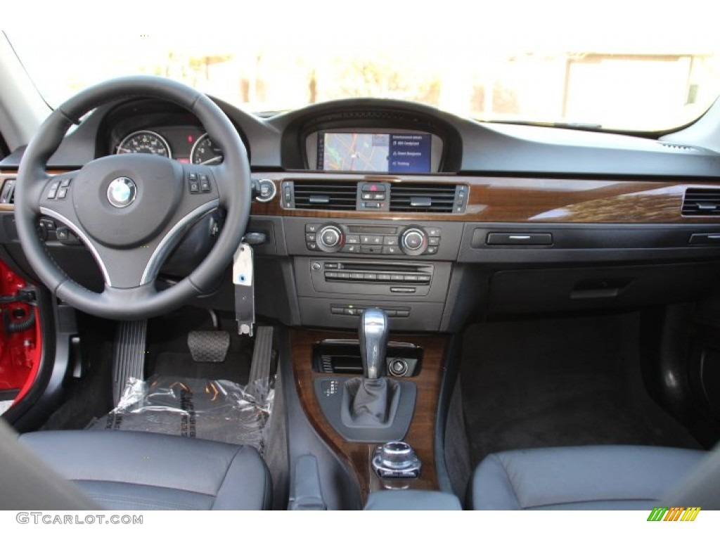 2013 BMW 3 Series 335i xDrive Coupe Black Dashboard Photo #87967581