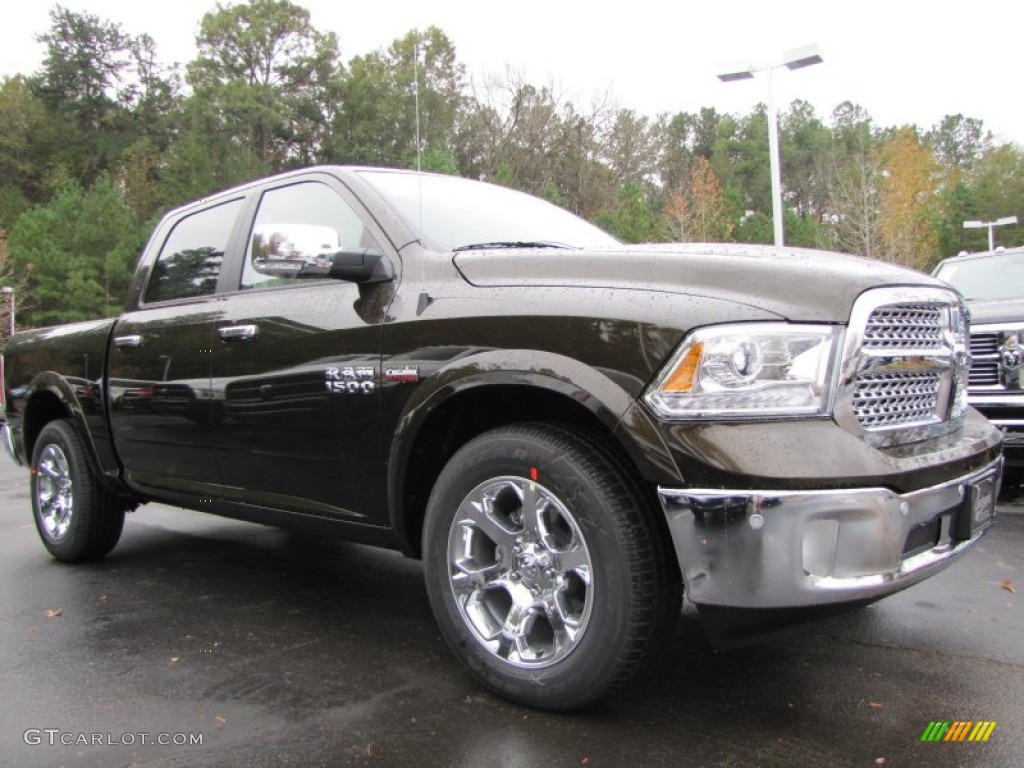 2014 1500 Laramie Crew Cab - Black Gold Pearl Coat / Canyon Brown/Light Frost Beige photo #4