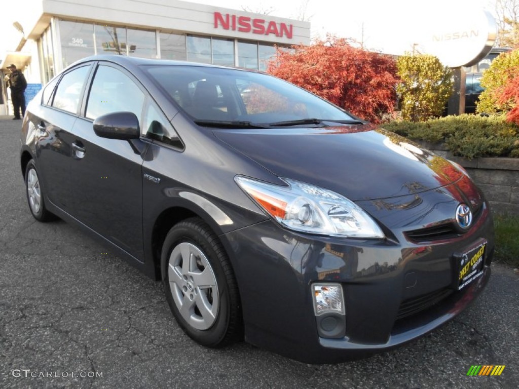 2011 Prius Hybrid III - Winter Gray Metallic / Dark Gray photo #1