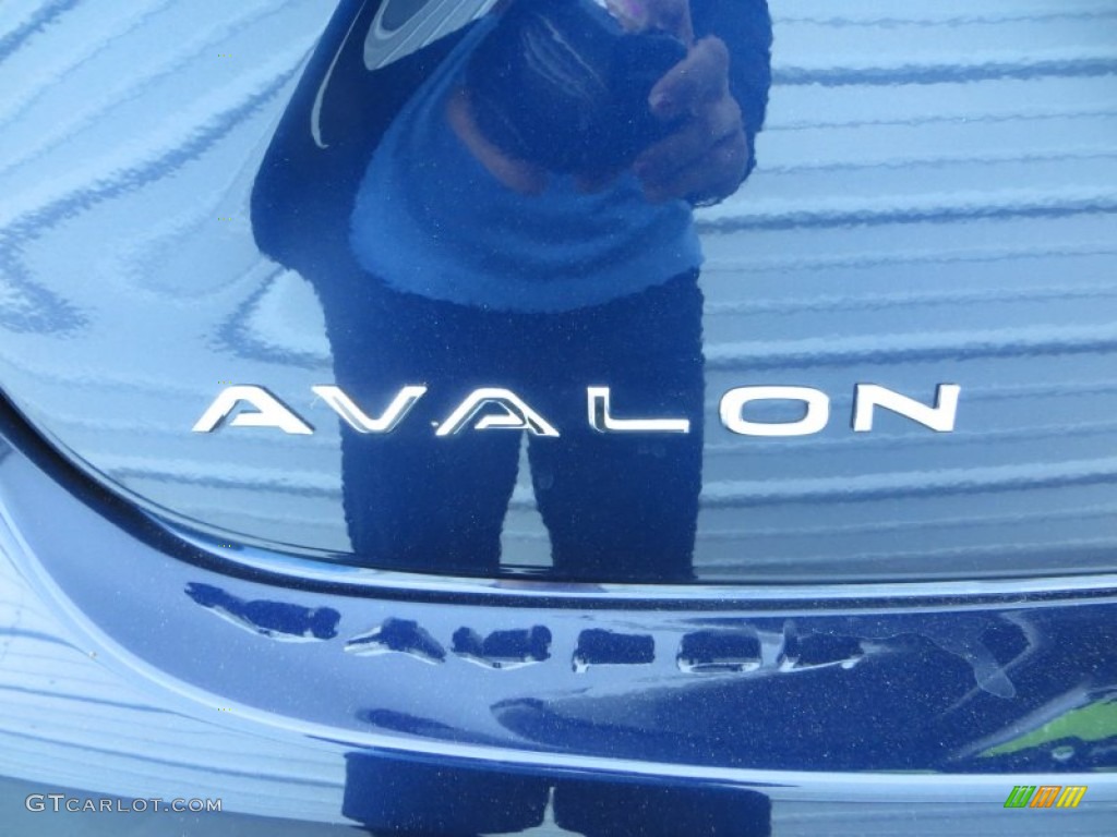 2013 Avalon Limited - Nautical Blue Metallic / Almond photo #14