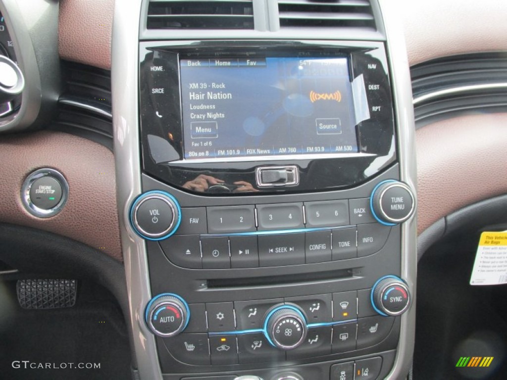 2014 Chevrolet Malibu LTZ Controls Photo #87974015