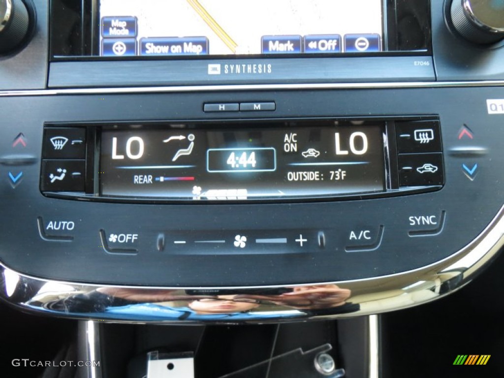 2013 Avalon Limited - Nautical Blue Metallic / Almond photo #32